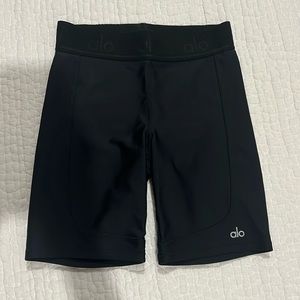 Alo biker shorts